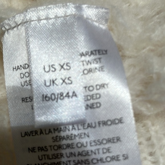 Anthropologie off shoulder sweater - Picture 4 of 6